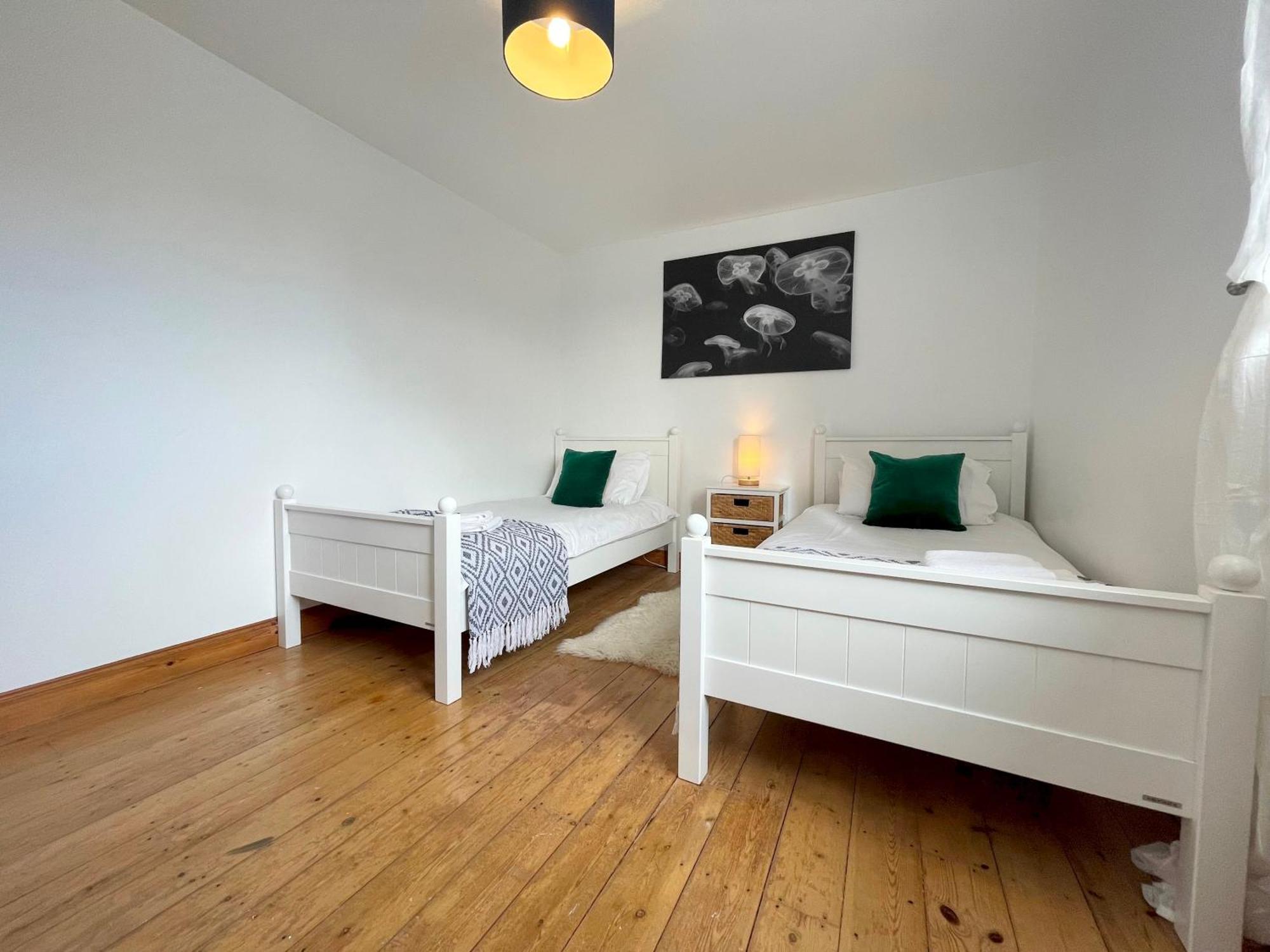 Spacious Home Sleeps 6 Short Walk To Port Isaac Village & Stunning Views Eksteriør bilde